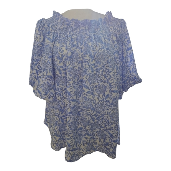 CeCe Floral Print Blouse in Blue and White - Picture 5 of 10